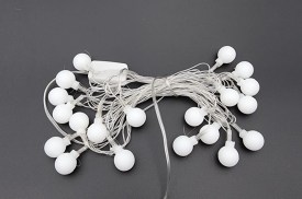 Luces x20 multicolor bolitas blancas 1N30 (1).jpg